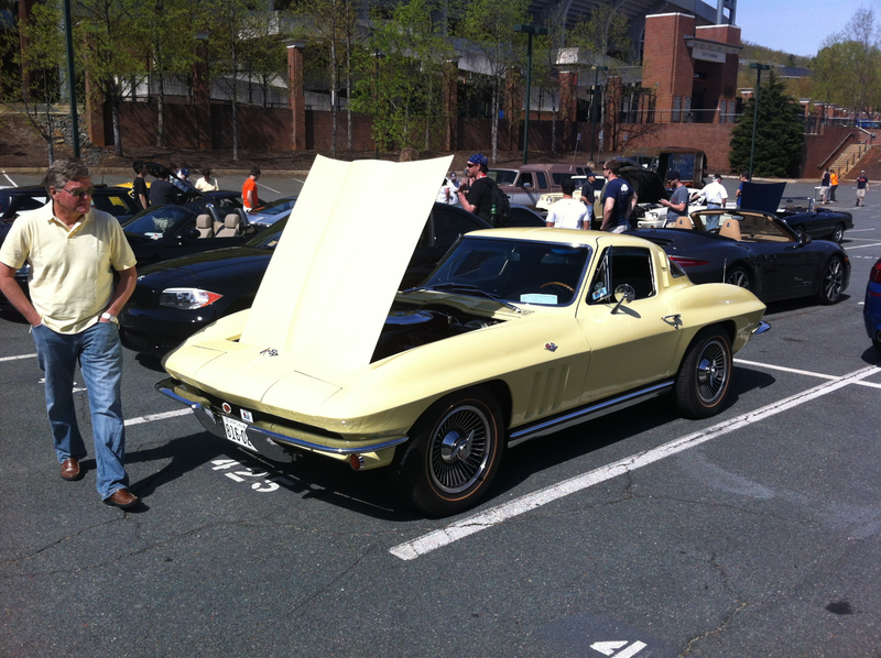 Illustration for article titled Judging The UVA Car Club Car Show